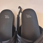 Time And Tru  Women's Cross Strap Black Sandals  Sz 7 Photo 1