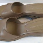 BCBGMAXAZRIA Women's Felicity Tan Leather Sandal 8 Photo 2