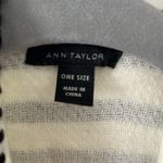 Ann Taylor  plaid wrap in ONE SIZE Photo 3