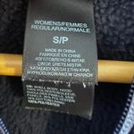 The North Face  Athletic 2-Way-Zipper Hoodie Photo 1