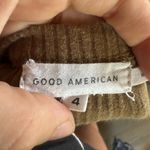 Good American  Green/Brown Ribbed‎ V-Neck Blouse Photo 2