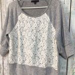 Adrienne Vittadini Gray & White Sweater 3/4 Sleeves Size Large 💕 Photo 7