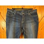 a.n.a . Crop Back Flap Pockets Women's size 20W Dark Wash Blue Denim Jeans (0885) Photo 2