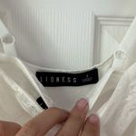 LIONESS  white top Photo 3