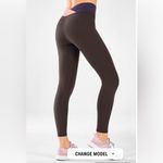 Fabletics  7/8 Winn II crossover Leggings in heather gray Small Photo 11
