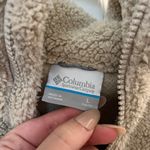 Columbia Sherpa Photo 2