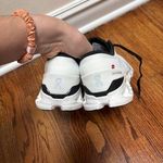 on cloud NWT on running  x sneakers Photo 7
