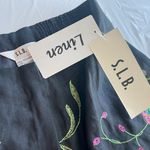 S.L.B. Womens Linen
Embroidered Crop Size 4
Pants Black Floral Photo 2