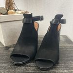 Steve Madden Black Carnabi Suede Ankle Strap Heel Shoes 6.5 Photo 1