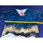 Flamingo Graphic Print Tunic Top features a vibrant blue and gold marble 2XL Photo 3