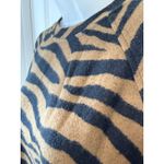 Lou & grey NWT Tiger Print Raglan Sweatshirt Brown Black Womens Small S Crewneck Photo 8