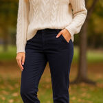 Lila Ryan Jenalyn Bootcut Trouser in
Navy size 12, New with Tags Photo 0