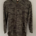 Jane and Delancey  military print pullover hoodie sweatshirt.  Size S. Photo 0