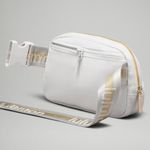 Lululemon Everywhere Belt Bag in Vapor/Gold/White Photo 3