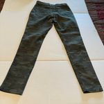 Lee women's camo slim fit skinny leg mid rise sculpting size 6 medium Photo 8