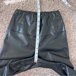 Wilfred Aritzia |  Free Daria Pant
High-waisted Vegan Leather leggings Photo 7