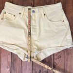 Levi's Vintage 90s women’s high rise Levi’s yellow Jean shorts size 6 Photo 6