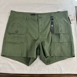 Kut From The Kloth NWT  Green Elliot Cargo Shorts Size 24W Zip Fly 6” Inseam Photo 0