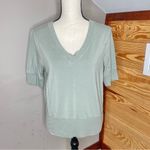 Athleta  Step Forward Sweatshirt Tee Fern Green Medium M V-Neck Half Sleeve Photo 1