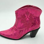 Helen’s Heart Fuschia Short Bling & Embroidered Boots Size 10 Pink Photo 5