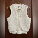 Aerie women's medium sherpa vest Photo 1