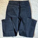 Universal Threads Universal Thread black distressed vintage straight style jeans women's 6 / 28R Photo 1