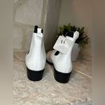 Worthington  Brighton White pointed toe booties sz 11 Photo 7