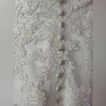 ALLURE ROMANCE Elegant White Lace Wedding Dress Size 2 Photo 8