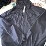 Lululemon  jacket size 4 mesh and nylon brand new cond Photo 0