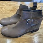 Munro Chestnut Bootie Women's 10M Brown Leather Buckle Strap Ankle Boots S43 Photo 0