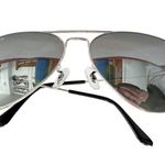 Ray-Ban Polarized Large Aviation Gunmetal/Crystal Green Lens Sunglasses Women’s Photo 0