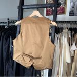 Larry Levine Button Front Vest in Coffee Ice Cream Photo 3