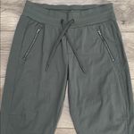 Athleta Trekkie North Mid Rise Jogger Pants Olive Green Size 6P Photo 1