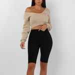 ✨NWT✨ Stone Tan / Beige V Photo 3