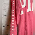 PINK - Victoria's Secret 𝅺Women’s VS PINK Long Sleeve Pink Shirt Sleeve Detail Size XS Oversized Pocket Photo 2