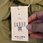 Halara NWT  small green tank top Photo 5