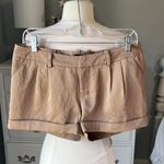 Tan dress shorts Mossimo womens 4 Chino Photo 3