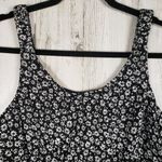 Everleigh NWT Sleeveless Black White Floral Sharkbite Tank Top Size Medium Photo 1