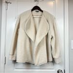 EXPRESS Women’s Beige Classic Soft Sherpa Teddy Open Front Jacket Size Medium Photo 1