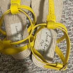 Jack Rogers Evie Espadrille T-Strap Sandals Leather Yellow Size 8 Photo 4