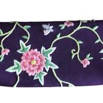 Oovoo Embroidered Divine Clutch purple floral Photo 0