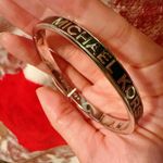 Michael Kors  MKJ8120040 Women's Silver Tone BRASS Hinge Bangle Bracelet Photo 5