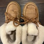 UGG  Booties Photo 4