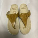 Dansko  mustard thong Leather women’s Sandals size 39 Photo 3