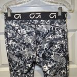 Gap Fit Grey/White Print Pull On Tight Leggings size M Photo 5