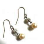 Faux pearl silver tone rhinestone drop earrings Photo 4