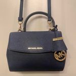 Michael Kors Crossbody Handbag Photo 0