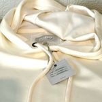 cupio  Whisper White Hooded Poncho Photo 4