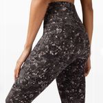 Lululemon Size 4 Align Crop 18" Equalized Multi Printed Cropped Leggings Photo 1