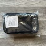 Lululemon Everywhere Crossbody Bag Black New With Tags 2L Photo 7